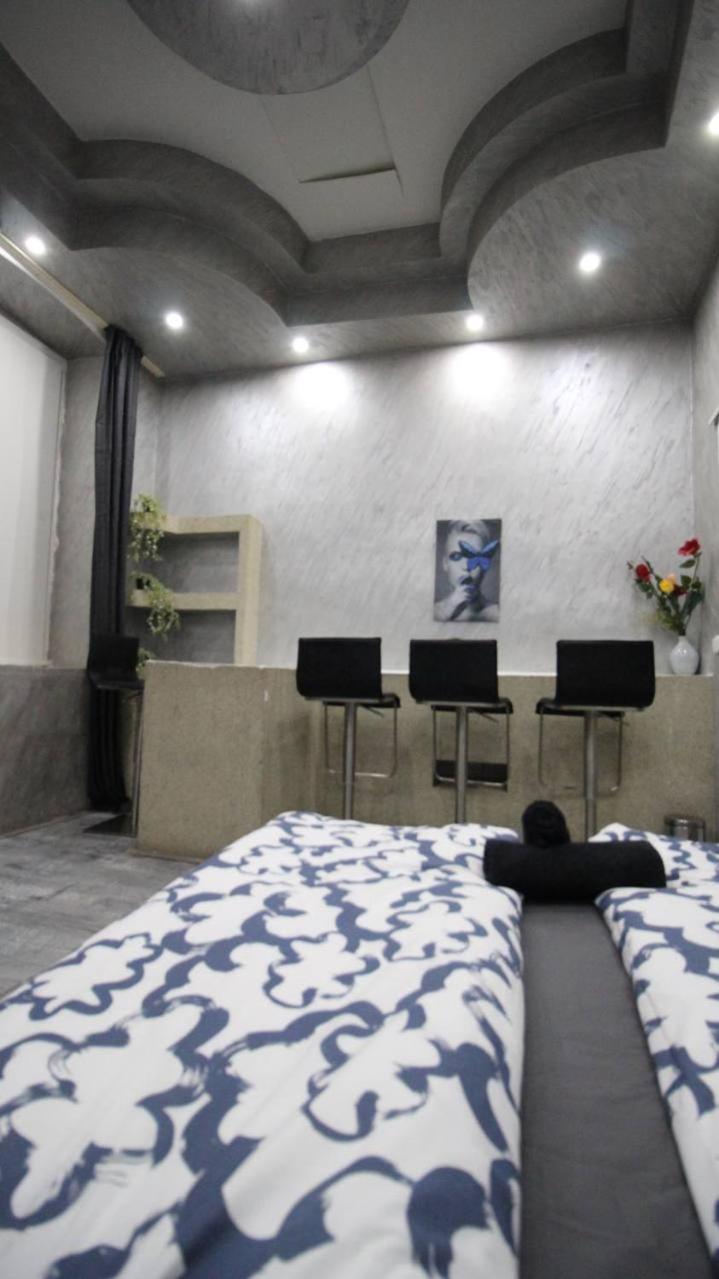 Family Studio In Akh Area Viena Exterior foto